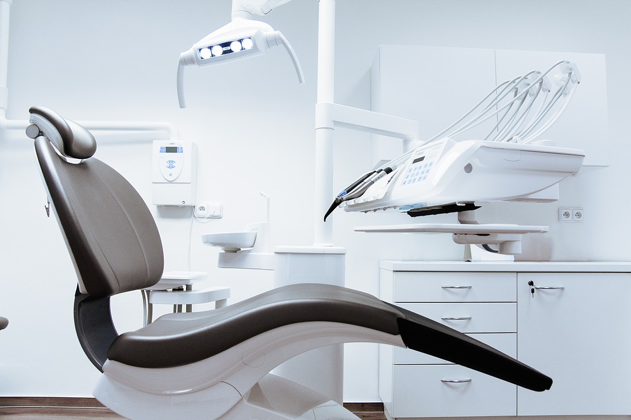 Multiple Root Canals Endodontist NYC