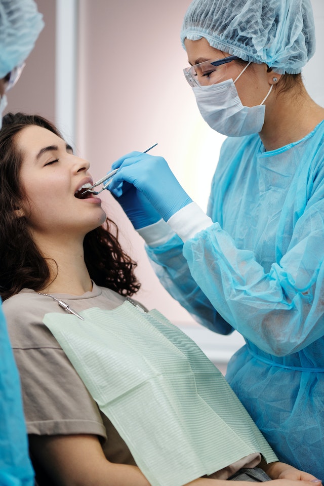 root canal symptoms nyc 2023