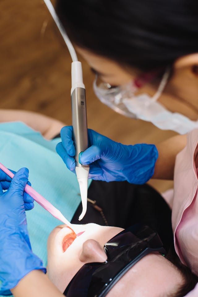 Why Regular Dental Checkups Help Prevent Root Canals
